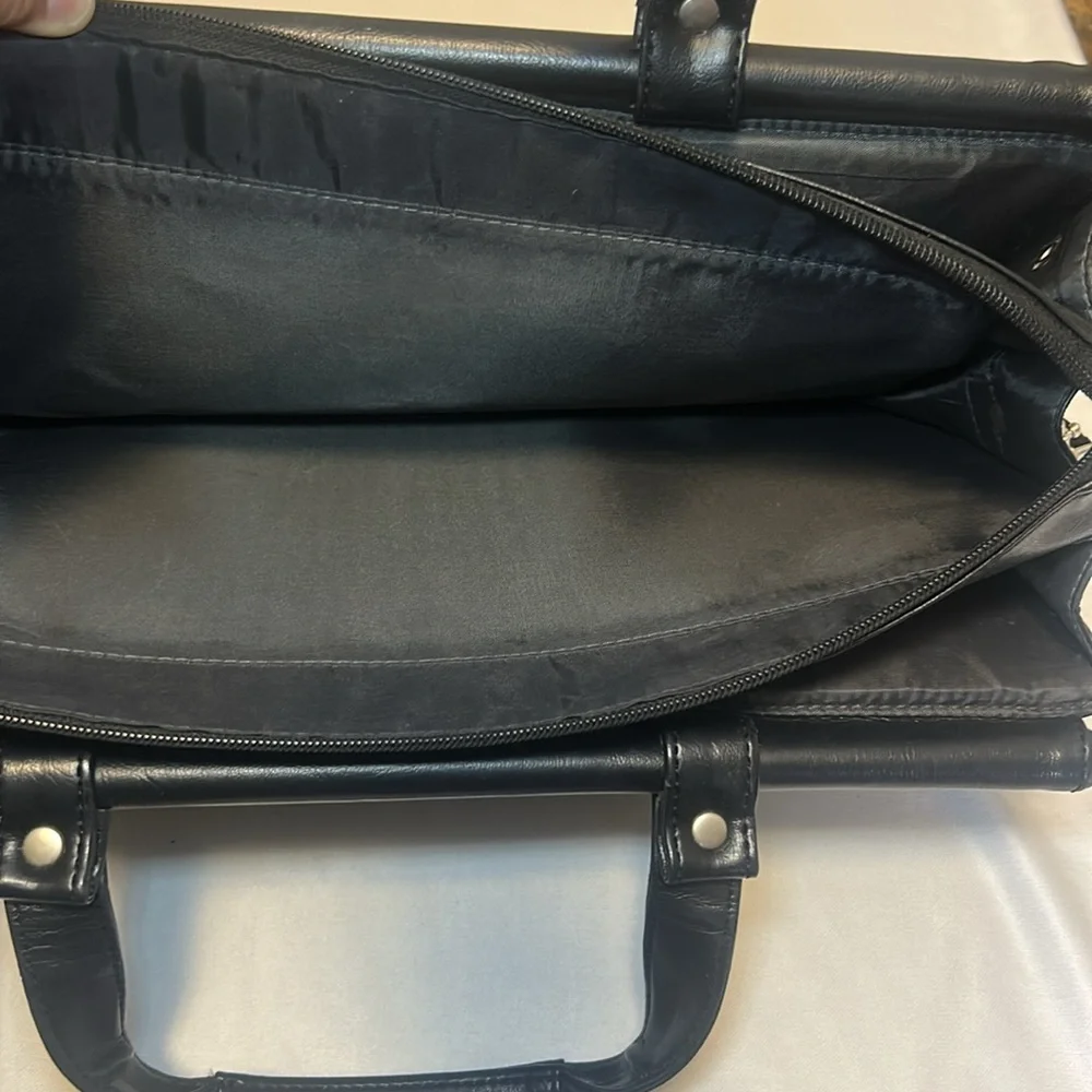 Solo Black Leather Briefcase for Men